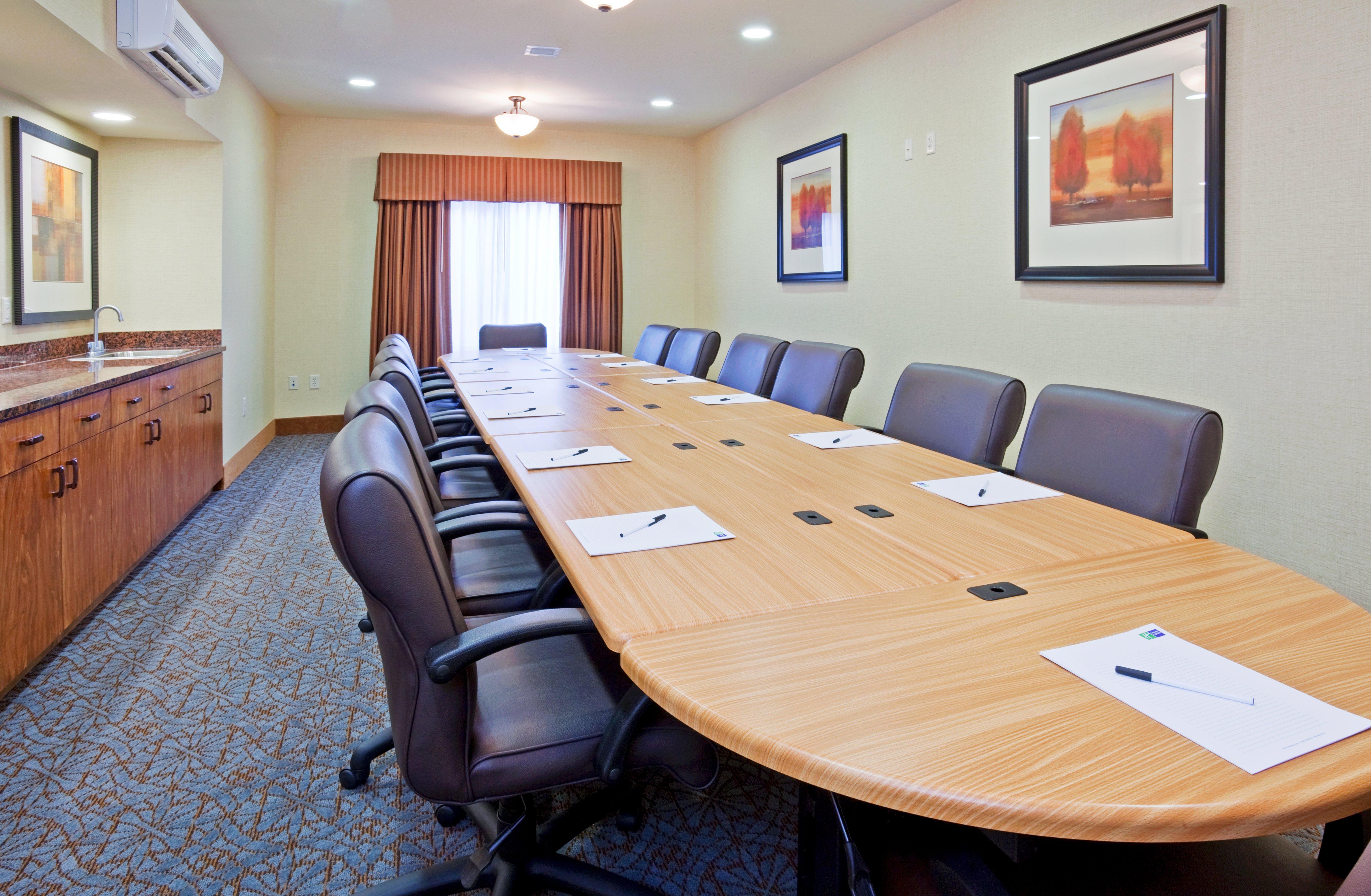Comfort Inn & Suites Mountain Iron And Virginia מראה חיצוני תמונה