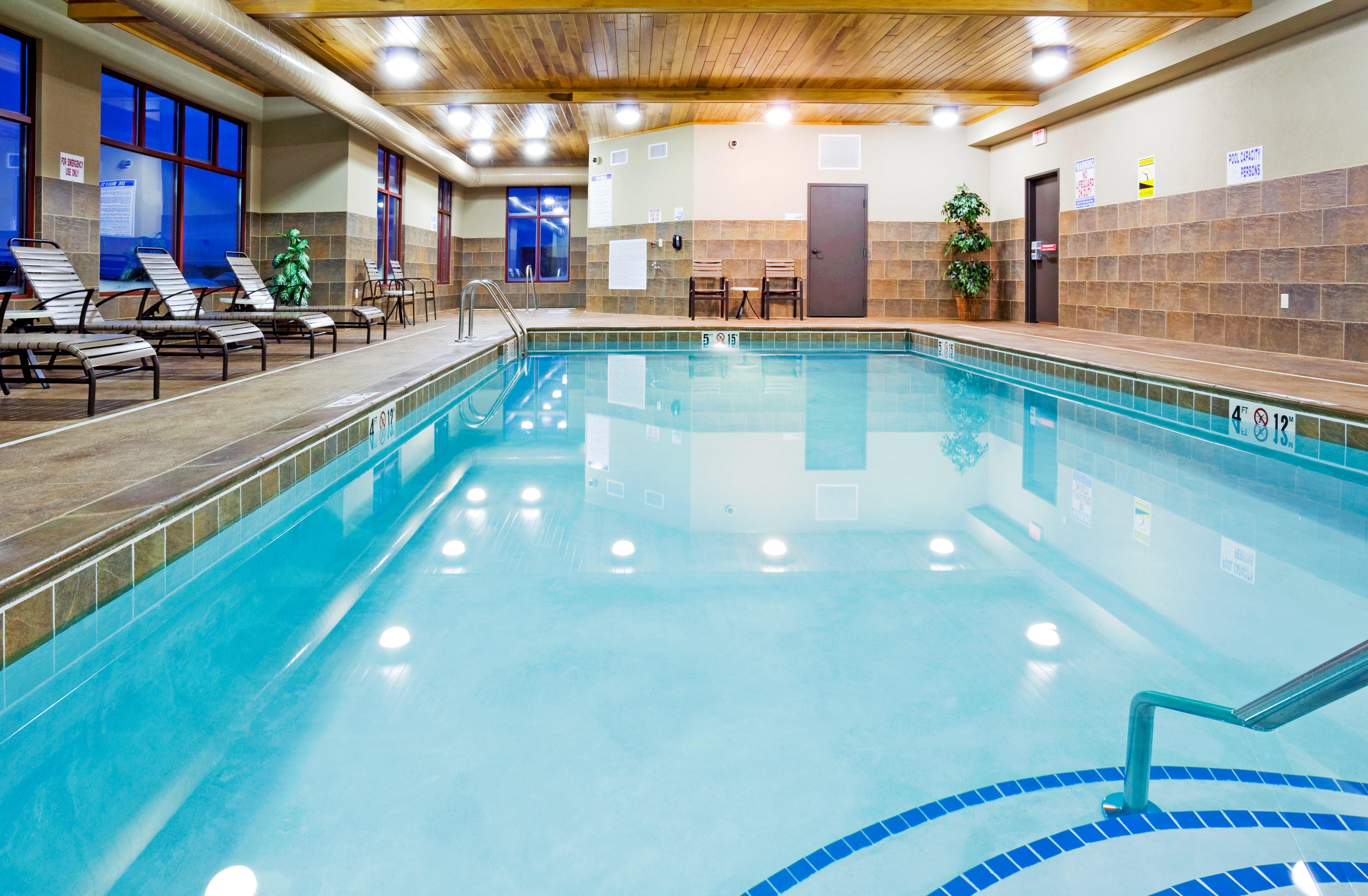 Comfort Inn & Suites Mountain Iron And Virginia מראה חיצוני תמונה